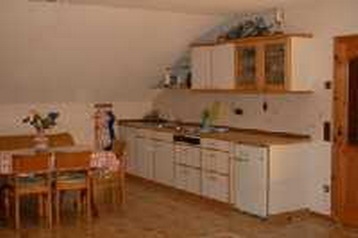 Austria Privát Hollenstein, Exterior